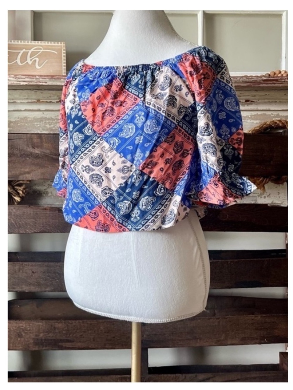 WRANGLER RETRO Cropped 3/4 Sleeve Patchwork Print Top in Blue/Coral Small